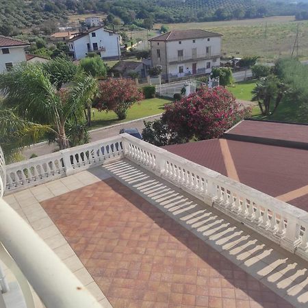 B&B Villa Di Bartolomeo 카파치오페스툼 외부 사진