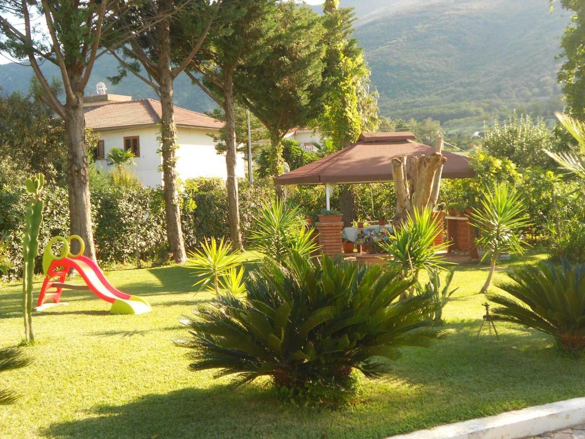 B&B Villa Di Bartolomeo 카파치오페스툼 외부 사진