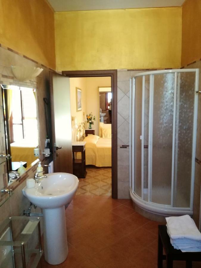B&B Villa Di Bartolomeo 카파치오페스툼 외부 사진