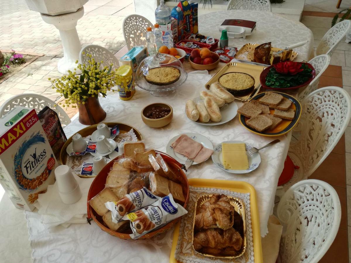 B&B Villa Di Bartolomeo 카파치오페스툼 외부 사진