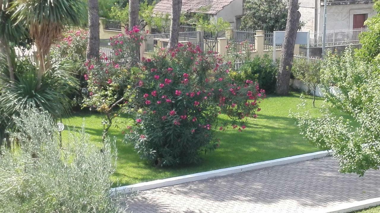 B&B Villa Di Bartolomeo 카파치오페스툼 외부 사진