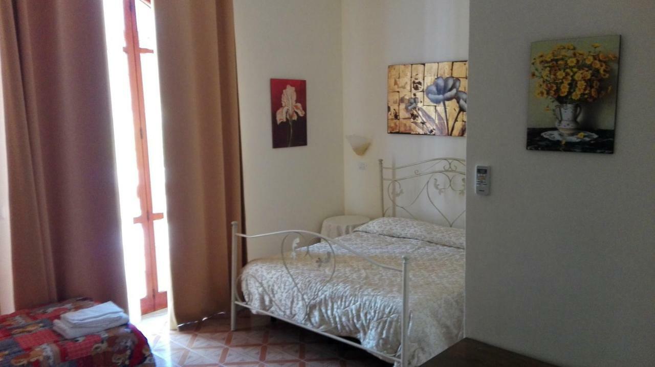 B&B Villa Di Bartolomeo 카파치오페스툼 외부 사진